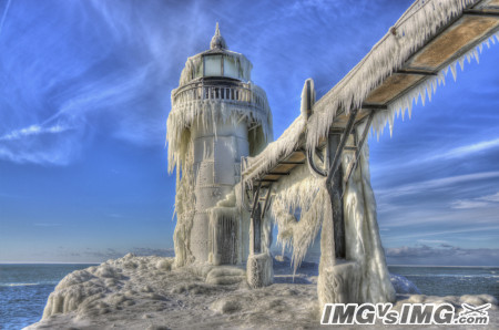 ice frozen lighthouse ocean 